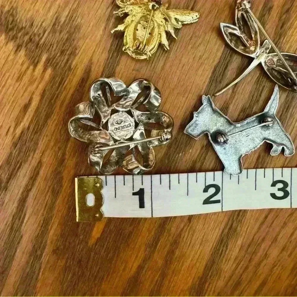 Set Vintage Silver Gold Pearl Hematite Brooch Pins Dragon Fly Westie Bee Flower - Picture 2 of 8